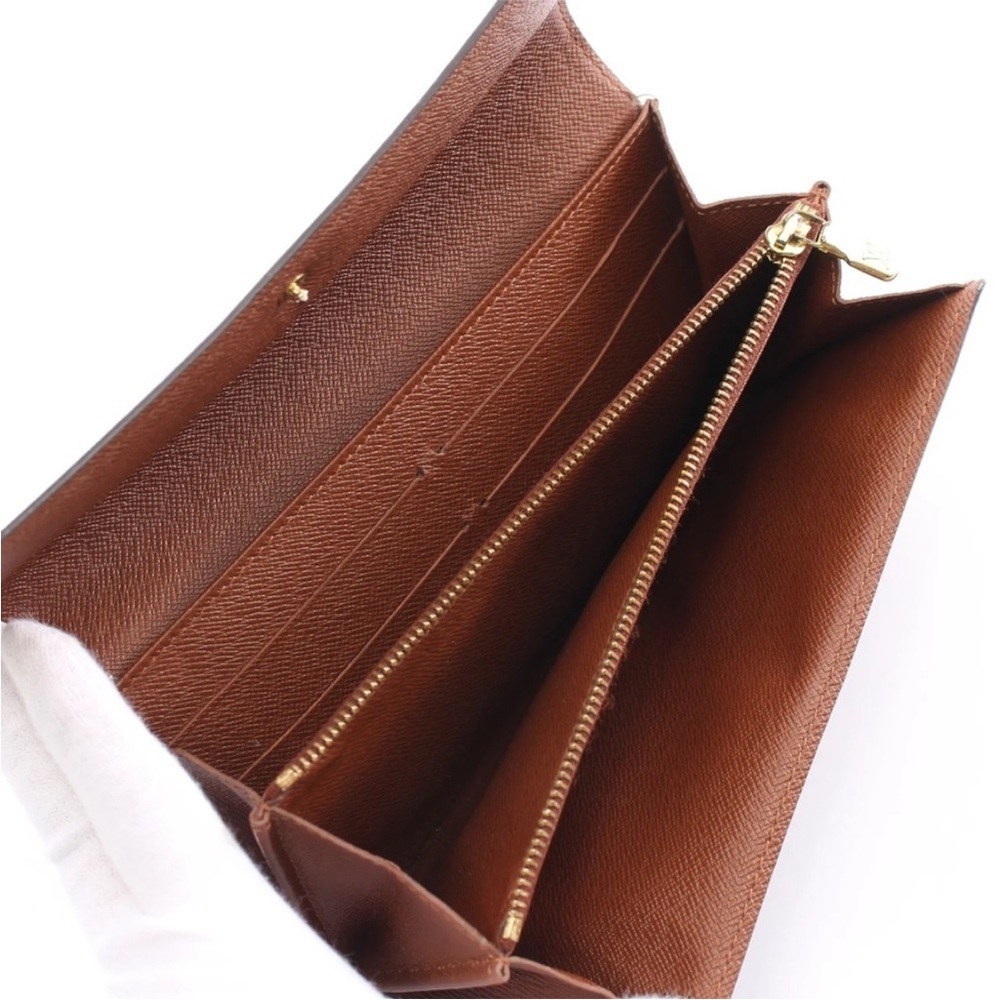Louis Vuitton Monogram Sarah Wallet - Made in France - Authentic - Picture 3 of 8
